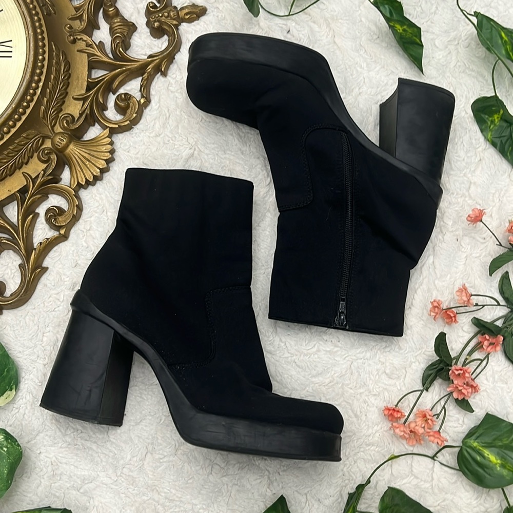 Y2K 90s Vintage Square Toe Platform Booties